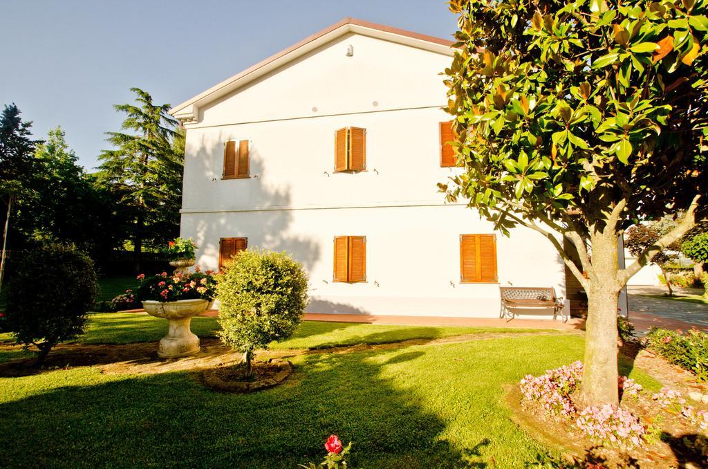 La Coccinella Bed & Breakfast Iesi Ngoại thất bức ảnh