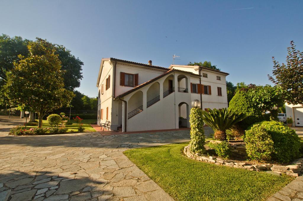 La Coccinella Bed & Breakfast Iesi Ngoại thất bức ảnh